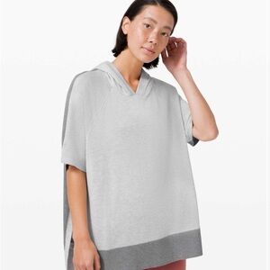 Lululemon Athletica Gray Knit Top, EUC. Size xs/s but oversized. Grey tones
